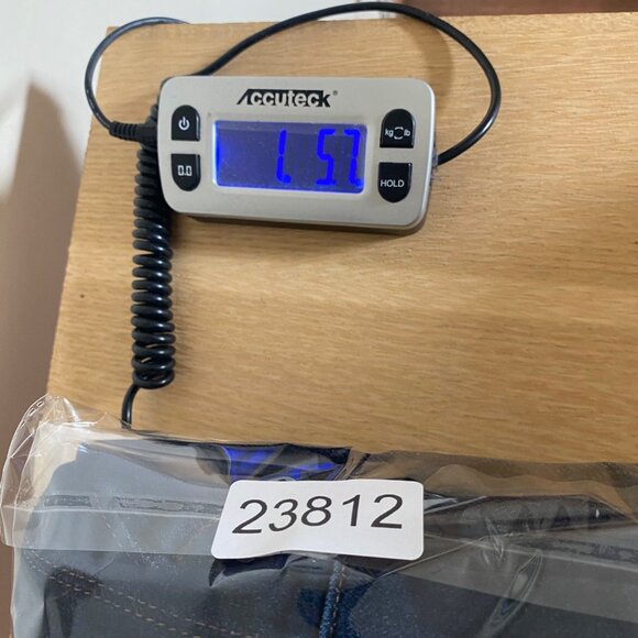 Chicos Jeans Womens 1 US 8 Blue Perfect Stretch Pull On Bootcut Dark Wash Denim* - Picture 14 of 14